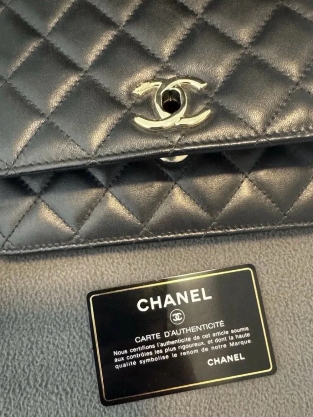 CHANEL classic quilted